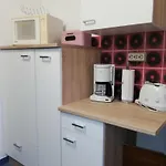 Feriehus Greetjehuus Koje4 In *